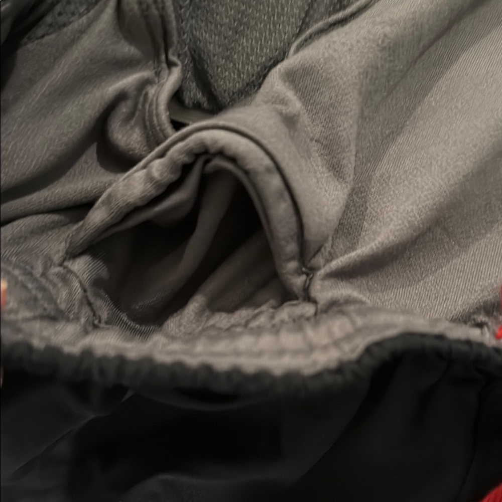 Under Armour Black and Red Running Shorts - Picture 6 of 7